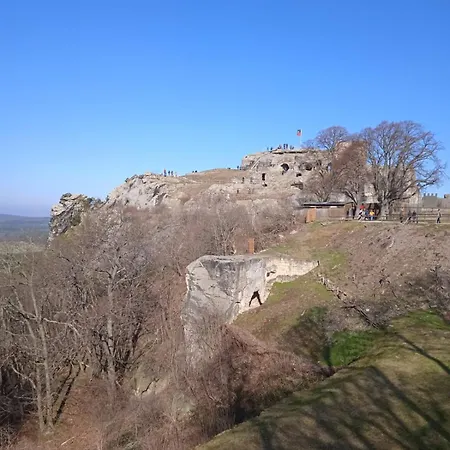 Drei Elstern بيت ضيافة